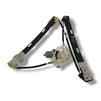 ELEVALUNAS DELANTERO DERECHO 82G837462 