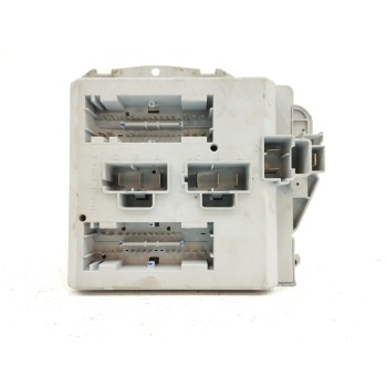 Recambio de caja reles / fusibles para fiat linea (110) 1.6 jtdm 16v cat referencia OEM IAM 51815360  