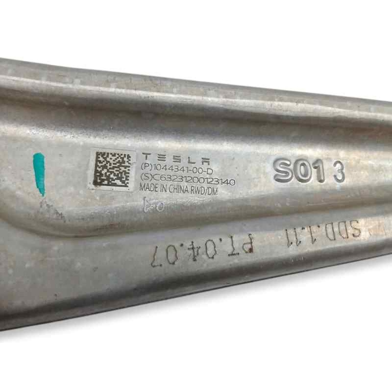 BRAZO SUSPENSION INFERIOR DELANTERO DERECHO