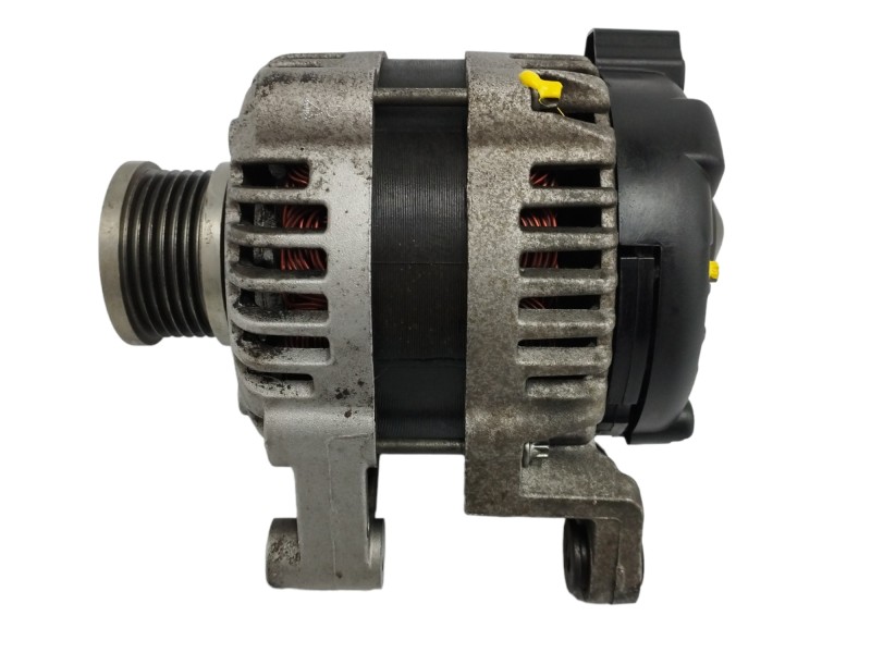 Recambio de alternador para chevrolet aveo 1.4 cat referencia OEM IAM 13579663 100A Recambio de alternador para chevrolet aveo 1.4 cat referencia OEM IAM 13579663 100A