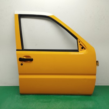 Recambio de puerta delantera derecha para nissan terrano/terrano.ii (r20) 2.7 turbodiesel referencia OEM IAM  OBSERVAR FOTOS 