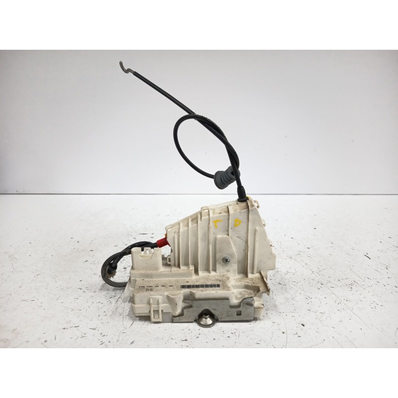 CERRADURA PUERTA TRASERA DERECHA