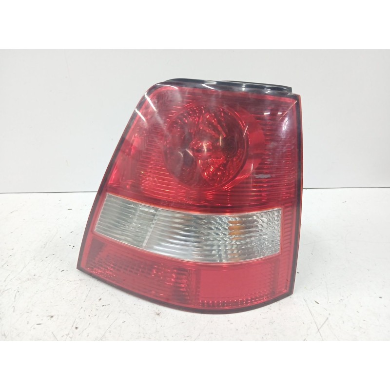 PILOTO TRASERO DERECHO