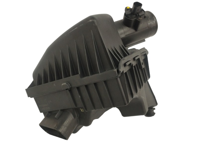 Recambio de filtro aire para chevrolet aveo 1.4 cat referencia OEM IAM 95920469 Recambio de filtro aire para chevrolet aveo 1.4 cat referencia OEM IAM 95920469