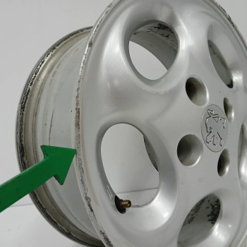 Recambio de llanta para peugeot 206 berlina 2.0 hdi cat referencia OEM IAM BOHEME 5,5JX14 CH4 34 4H 4X108