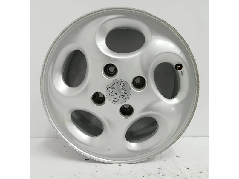 Recambio de llanta para peugeot 206 berlina 2.0 hdi cat referencia OEM IAM BOHEME 5,5JX14 CH4 34 4H 4X108