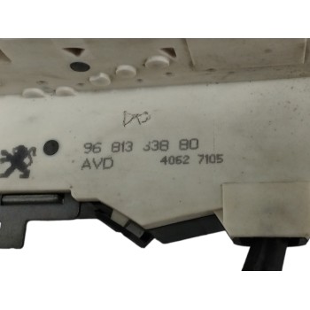 Recambio de cerradura puerta delantera derecha para peugeot 1007 1.4 hdi referencia OEM IAM 9681333880  