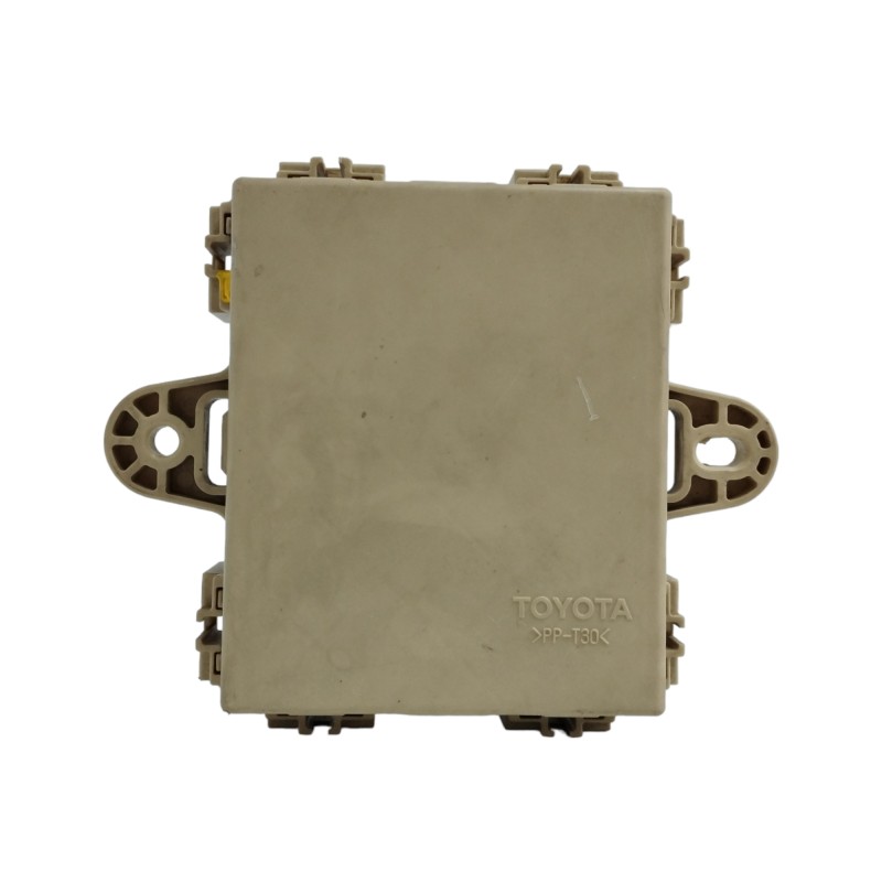 CAJA RELES / FUSIBLES