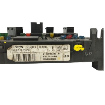 Recambio de caja reles / fusibles para peugeot 206 berlina 2.0 hdi cat referencia OEM IAM 9650584680 S118085220B 