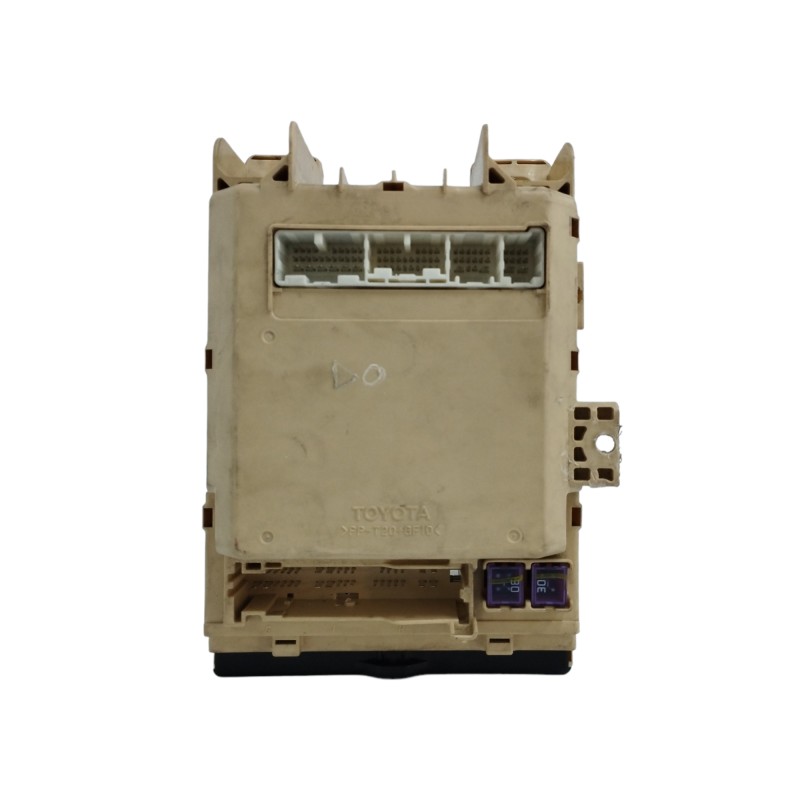 CAJA RELES / FUSIBLES