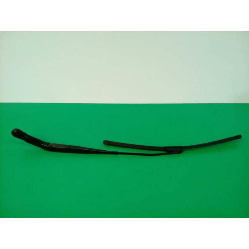 Recambio de brazo limpia delantero izquierdo para opel meriva blue line referencia OEM IAM 13139725  13139725