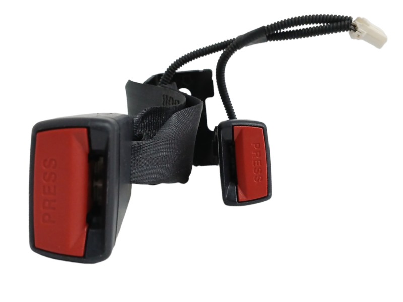 Recambio de enganche cinturon derecho para kia rio 1.2 cat referencia OEM IAM  TRASERO 