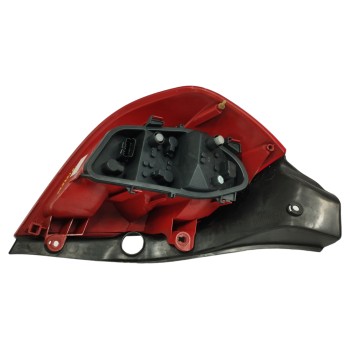 Recambio de piloto trasero derecho para renault clio iii 1.5 dci diesel cat referencia OEM IAM 8200459960  