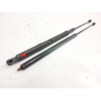 Recambio de amortiguadores capo para mercedes-benz clase gl (x164) gl 320 cdi 4-matic (164.822) referencia OEM IAM A1649800464  