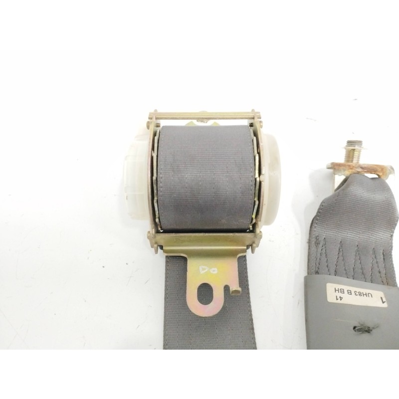 CINTURON SEGURIDAD TRASERO DERECHO