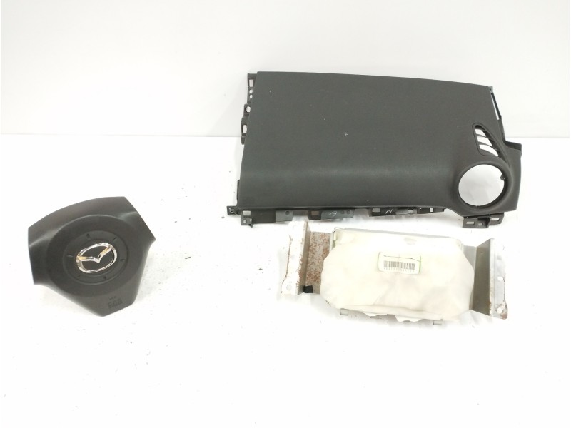 Recambio de salpicadero para mazda 3 berlina (bk) 2.0 16v cat referencia OEM IAM BP4K60350  