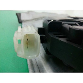 Recambio de elevalunas delantero derecho para kia carnival 2.9 crdi vgt ex i referencia OEM IAM TIJERA 824604D000 