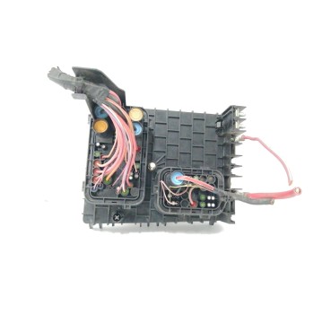 Recambio de caja reles / fusibles para audi a3 (8l) 1.9 tdi referencia OEM IAM 013949631C  