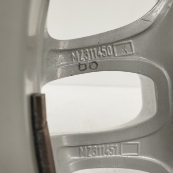 Recambio de llanta para mitsubishi colt (c50) 1.5 cat referencia OEM IAM MZ311450 E14X5,5J 44DOT 4H 4X115