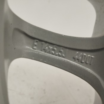 Recambio de llanta para mitsubishi colt (c50) 1.5 cat referencia OEM IAM MZ311450 E14X5,5J 44DOT 4H 4X115