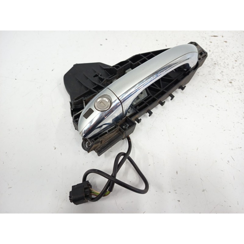 MANETA EXTERIOR DELANTERA IZQUIERDA