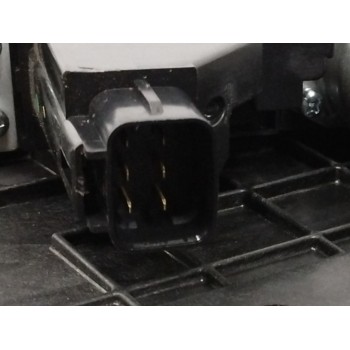 Recambio de elevalunas delantero derecho para kia carens iv 1.6 gdi referencia OEM IAM 82480A4300 82460A4010 