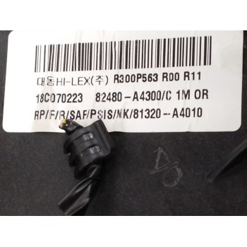 Recambio de elevalunas delantero derecho para kia carens iv 1.6 gdi referencia OEM IAM 82480A4300 82460A4010 