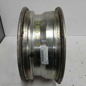 Recambio de llanta para kia carens 1.8 cat referencia OEM IAM K9965R25540 14X5,5JJ ET45 4H 4X108