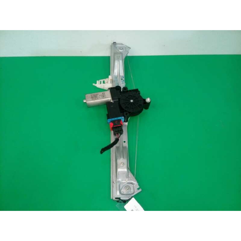 Recambio de elevalunas trasero derecho para lancia delta (181) oro referencia OEM IAM FUNDA 51909797 