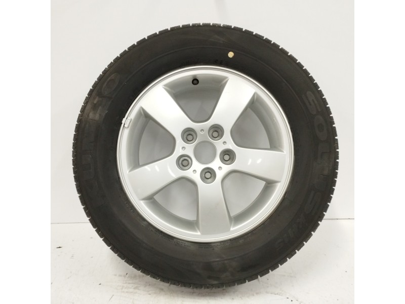 Recambio de neumatico repuesto para hyundai tucson (jm) 2,0 classic 4x2 referencia OEM IAM 529102E370 6,5JX16-46 5H 5X115