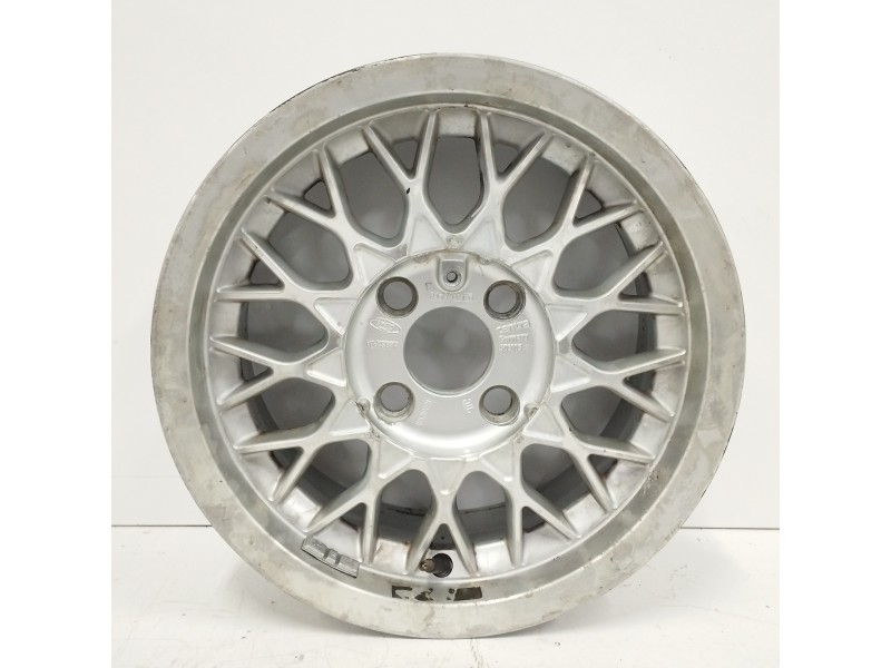 Recambio de llanta para ford sierra berlina 2.0 (ohc) referencia OEM IAM H89SXBA 6JX14H2ET26 4H 4X108