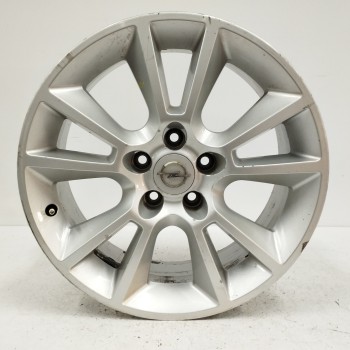 LLANTA 13120652 7JX17H2ET35 5H 5X110