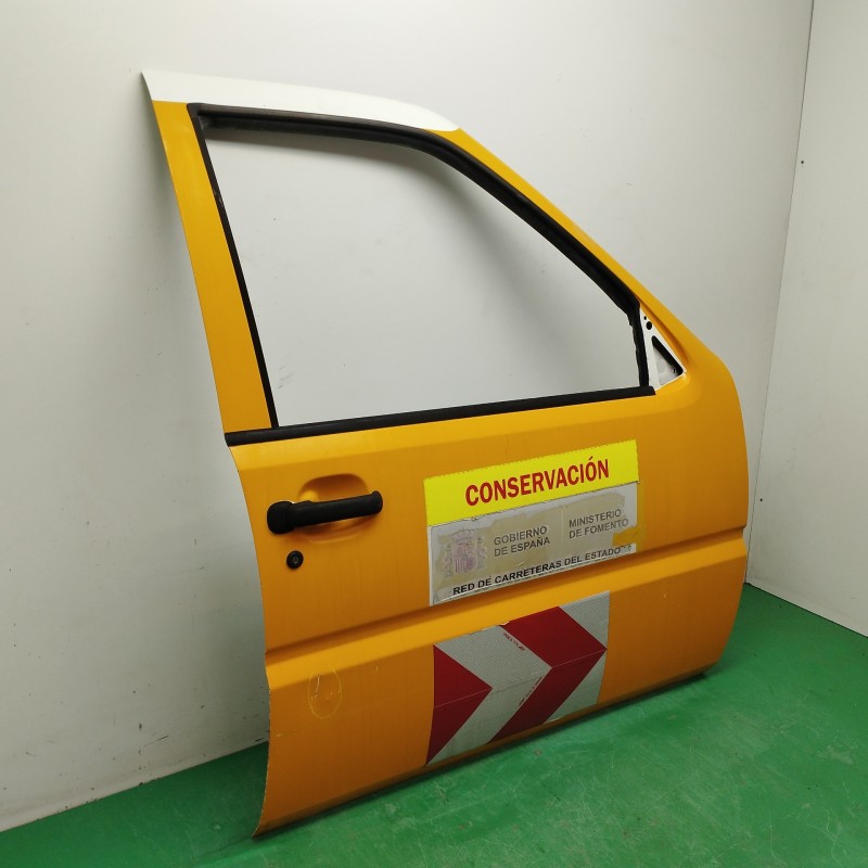 PUERTA DELANTERA DERECHA OBSERVAR FOTOS