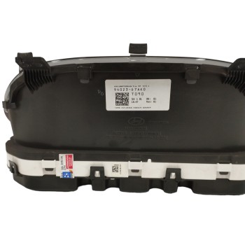 Recambio de cuadro instrumentos para hyundai tucson 1.6 cat referencia OEM IAM 94023D7AK0  