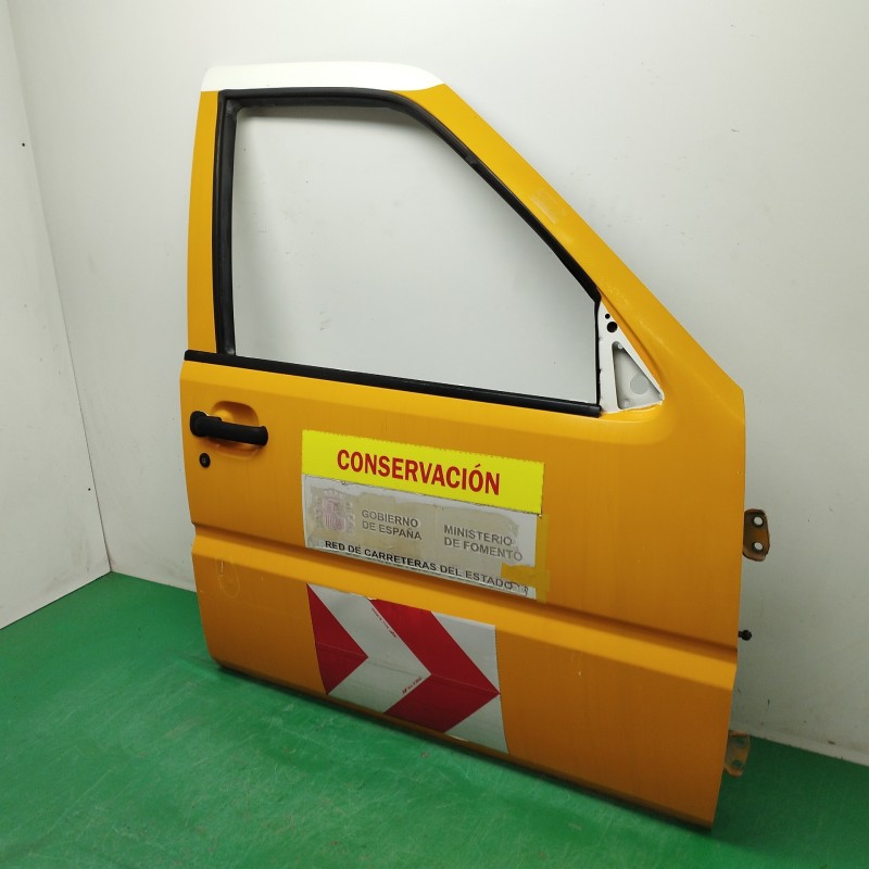 PUERTA DELANTERA DERECHA OBSERVAR FOTOS