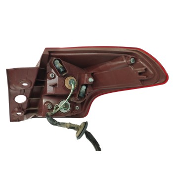 Recambio de piloto trasero izquierdo para toyota rav 4 2.2 d-4d cat referencia OEM IAM 8156142171  