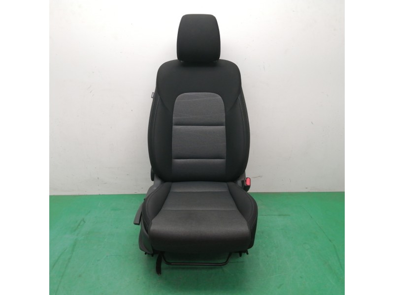 Recambio de asiento delantero derecho para hyundai tucson 1.6 cat referencia OEM IAM OBSERVAR FOTOS Recambio de asiento delantero derecho para hyundai tucson 1.6 cat referencia OEM IAM OBSERVAR FOTOS
