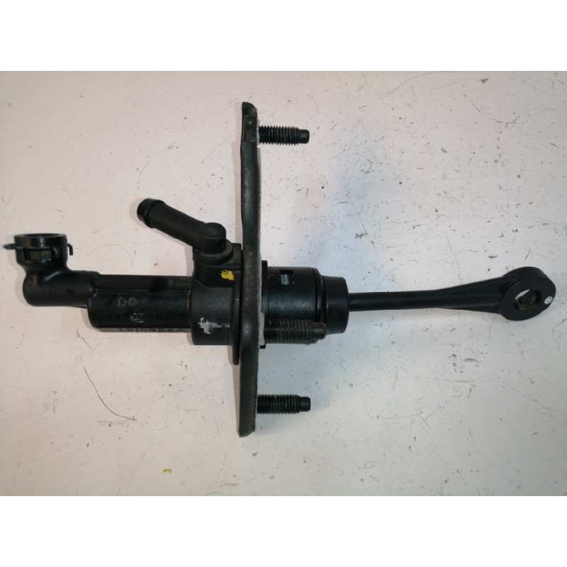 Recambio de bomba embrague para kia rio iii (ub) 1.25 cvvt referencia OEM IAM   