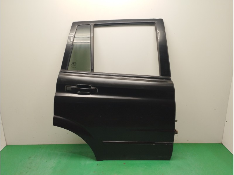 Recambio de puerta trasera derecha para ssangyong kyron 2.0 referencia OEM IAM  OBSERVAR FOTOS 
