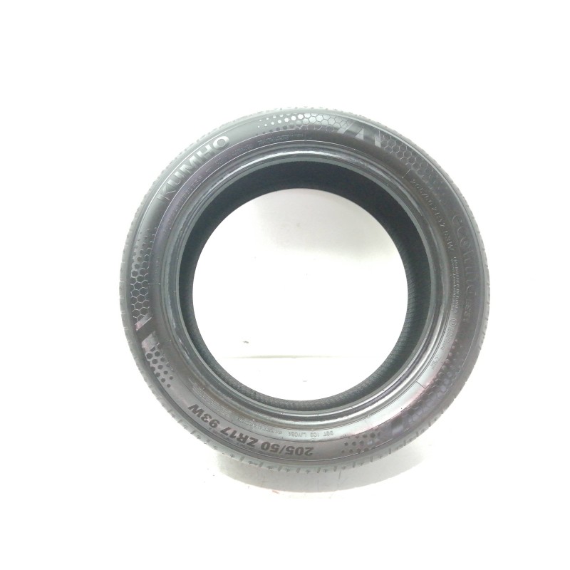 Recambio de neumatico para para varios modelos referencia OEM IAM 20550ZR17 KUMHO ECOWING ES39