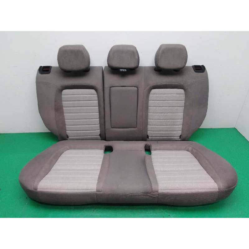 Recambio de asientos traseros para fiat tipo ii (356) sedan 1.4 referencia OEM IAM   