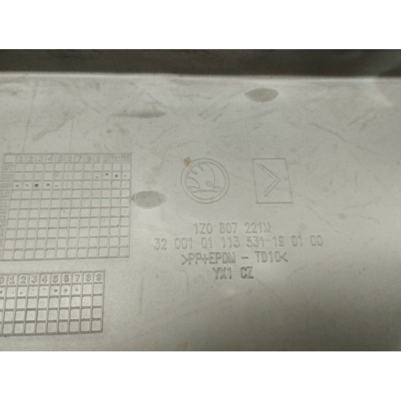 PARAGOLPES DELANTERO