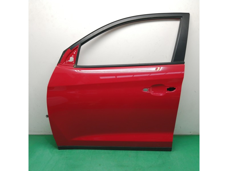 Recambio de puerta delantera izquierda para hyundai tucson 1.6 cat referencia OEM IAM 76003D7000  