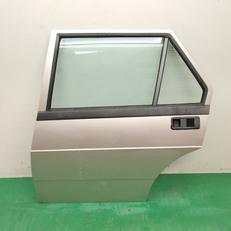 Recambio de puerta trasera izquierda para alfa romeo 75 2.0 referencia OEM IAM  OBSERVAR FOTOS 