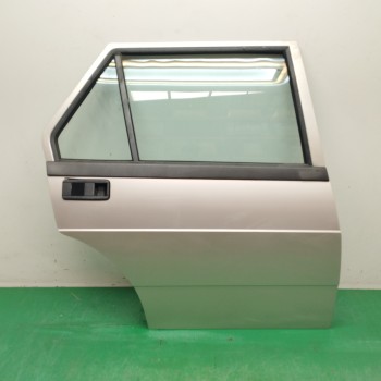 Recambio de puerta trasera derecha para alfa romeo 75 2.0 referencia OEM IAM   