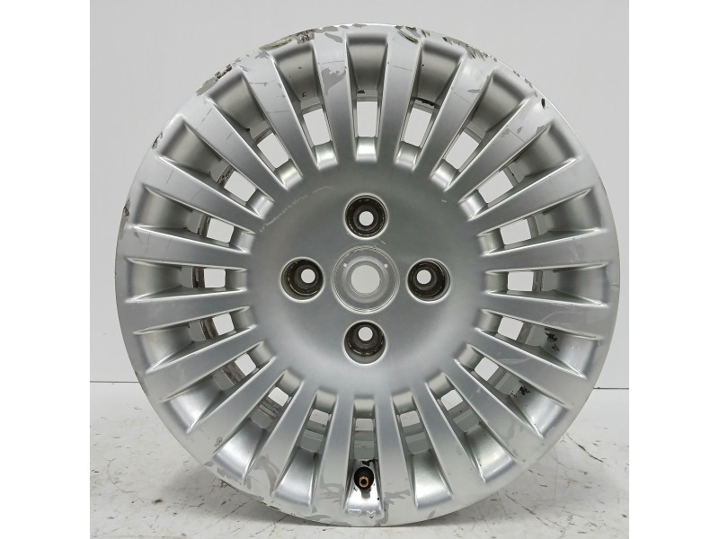 Recambio de llanta para citroën c3 1.4 hdi referencia OEM IAM 5402F7 6JX15CH4 ET27 4H 4X108