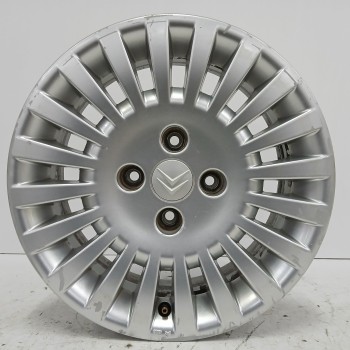 LLANTA 5402F7 6JX15CH4 ET27 4H 4X108