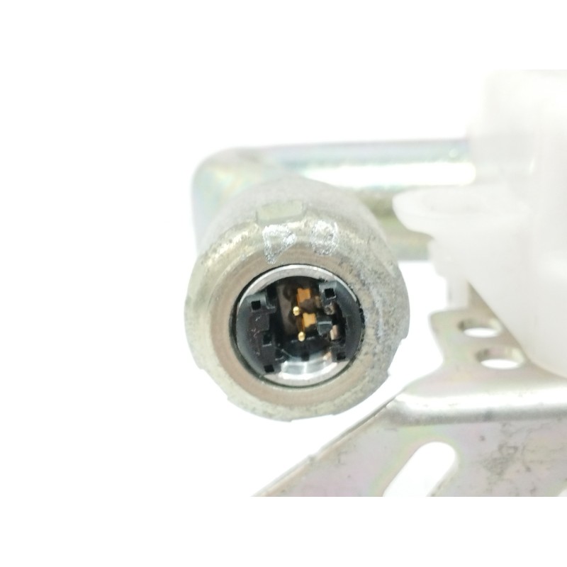 CINTURON SEGURIDAD DELANTERO IZQUIERDO J090301