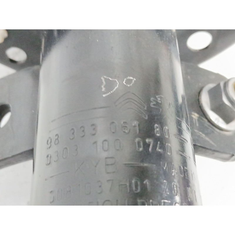 AMORTIGUADOR DELANTERO DERECHO