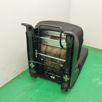 Recambio de asientos trasero derecho para kia carens iv 1.6 gdi referencia OEM IAM   